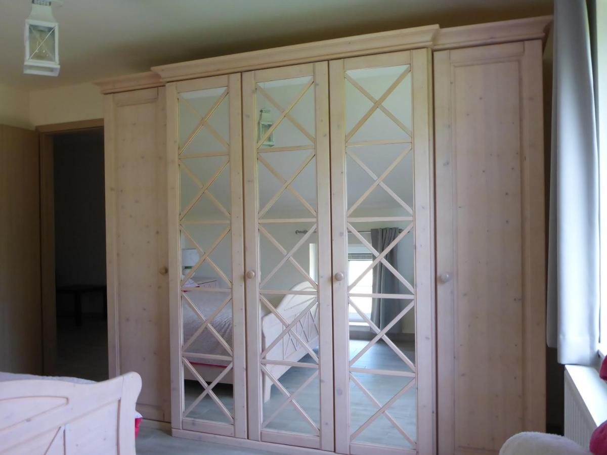 Maison Et Velos A Godinne Dans La Vallee De La Meuse Екстериор снимка