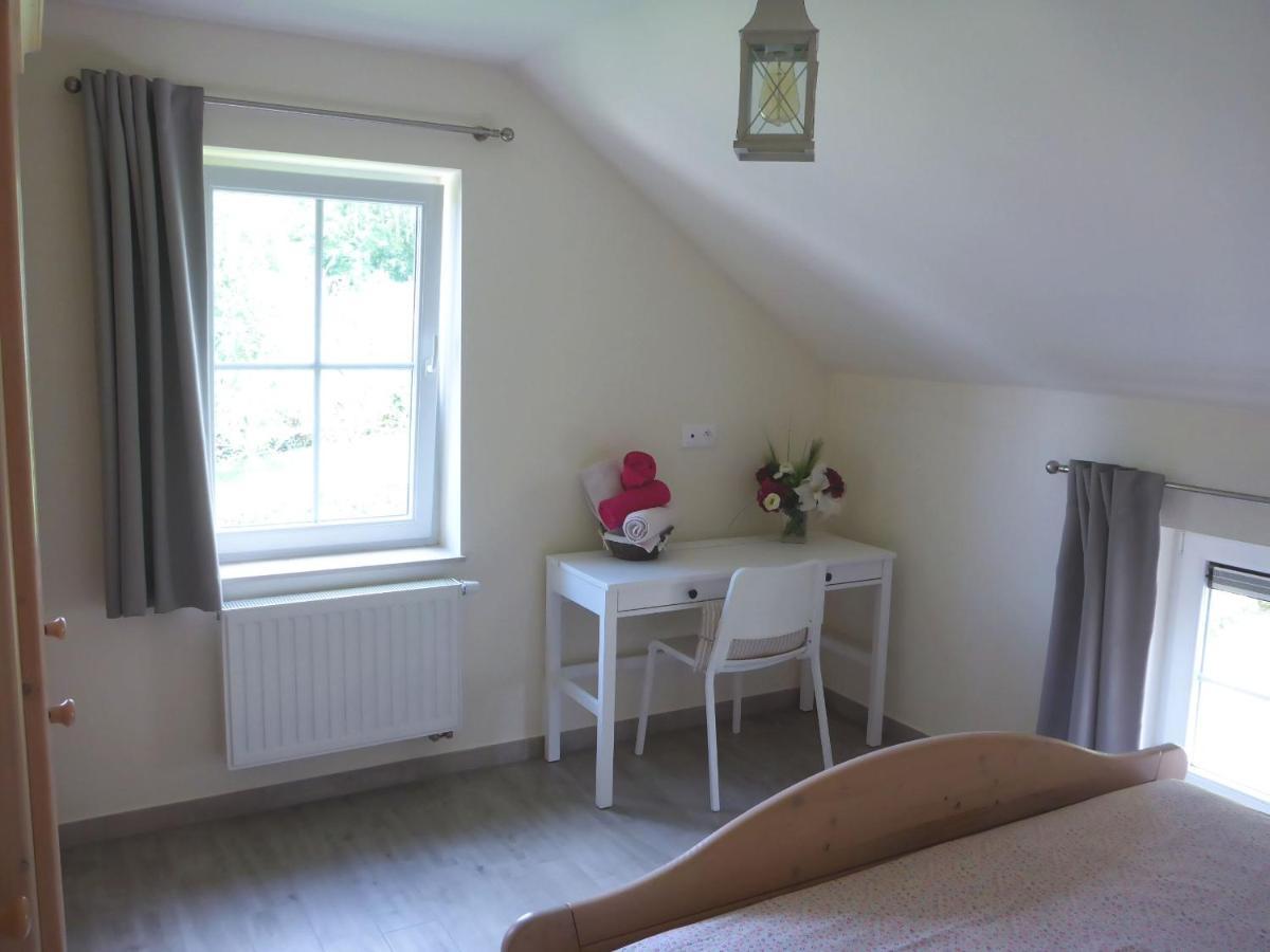 Maison Et Velos A Godinne Dans La Vallee De La Meuse Екстериор снимка